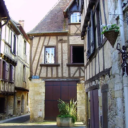 Prázdninový dům Gites Le Clos Du Verger Avec Piscine Chauffee Commune *