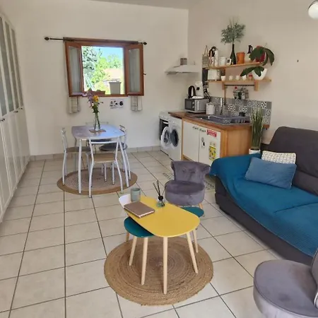 Gites Le Clos Du Verger Avec Piscine Chauffee Commune Prázdninový dům *