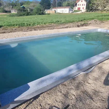 Gites Le Clos Du Verger Avec Piscine Chauffee Commune Prázdninový dům *