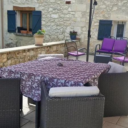 Gites Le Clos Du Verger Avec Piscine Chauffee Commune * Maurens (Dordogne)