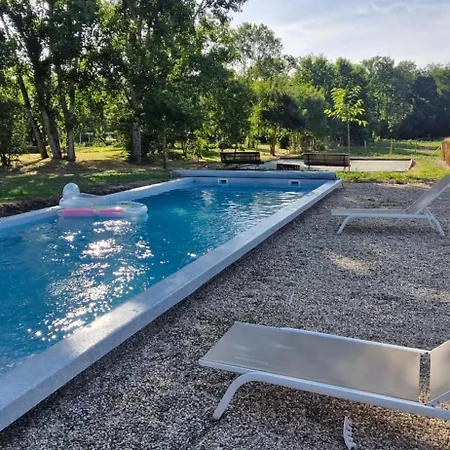 Gites Le Clos Du Verger Avec Piscine Chauffee Commune Ferienhaus Maurens (Dordogne)